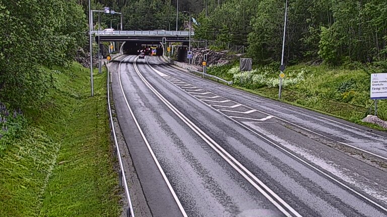 Kelikamerat Kuva Tie 102 Hiidenkallion tunneli, suuaukko etelä, Espoo, Uusimaa