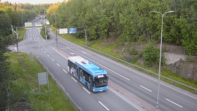 Weather Camera Image Tie 102 Espoo, Karapellontie, Espoo, Uusimaa