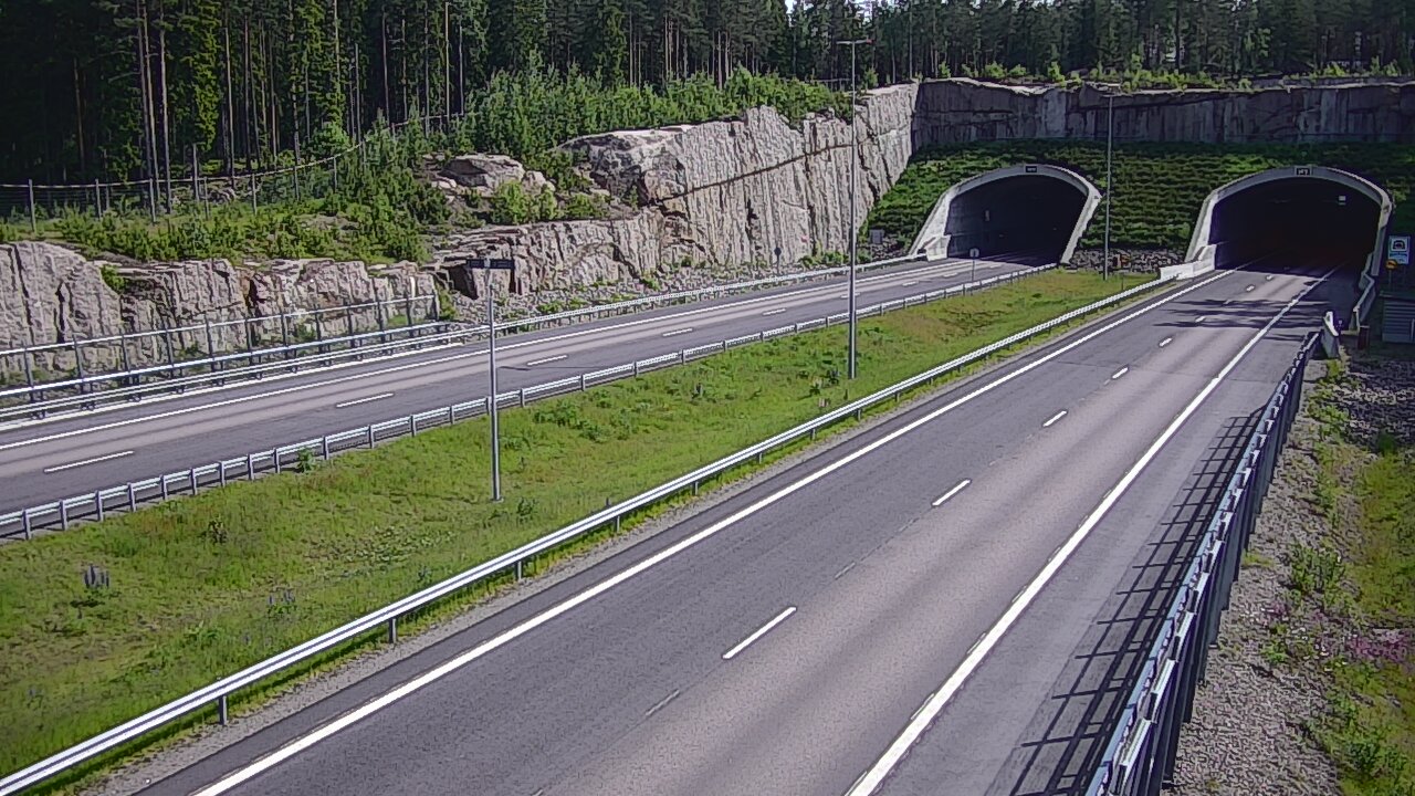 Weather Camera Image Väg 7 Vederlax, Vaalimaan tunneli, suuaukko väst, Virolahti, Kymenlaakso