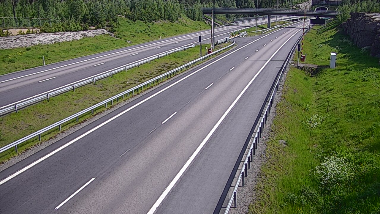 Weather Camera Image Road 7 Virolahti, Vaalimaan tunneli, boom west, Virolahti, Kymenlaakso