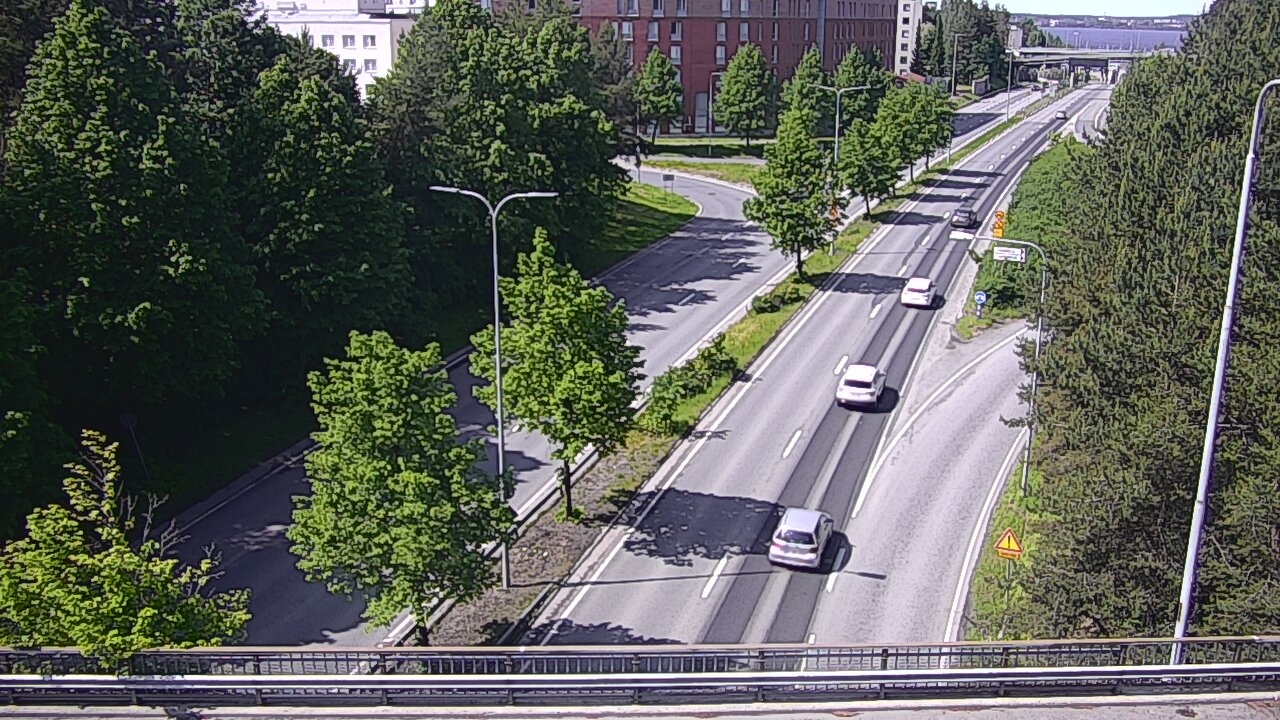Weather Camera Image Road 12 Tampere, Kalevan puistotie, Tampere, Pirkanmaa