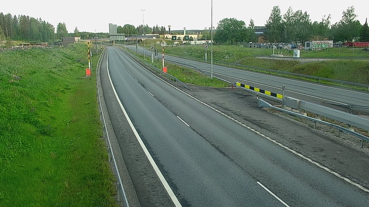 Weather Camera Image Road 12 Lahti, Liipola, Puomi, Länsi, Lahti, Päijät-Häme
