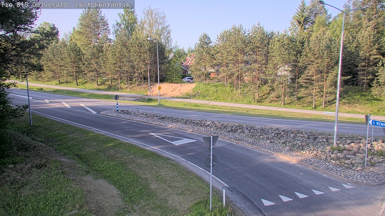 Weather Camera Image Road 816 Oulunsalo, Lentokentäntie, Oulu, Pohjois-Pohjanmaa