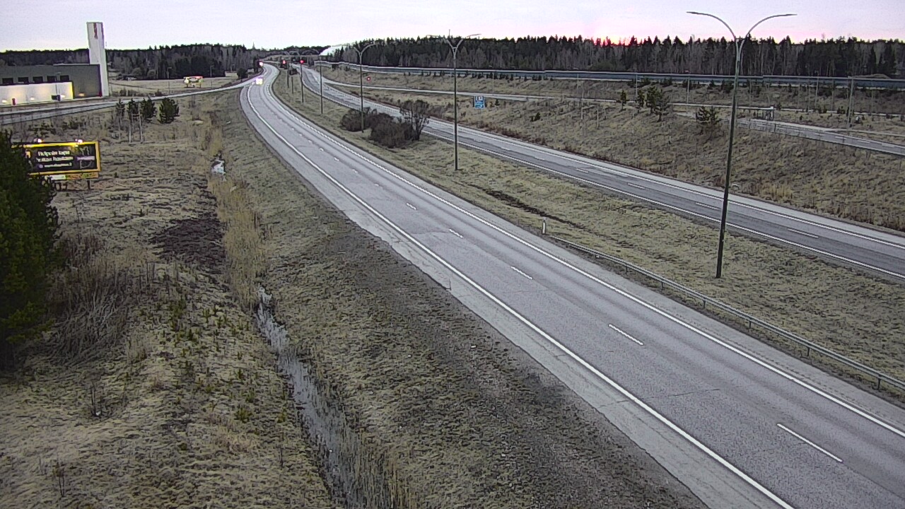 Weather Camera Image Väg 4 Kempele, Zatelliitti, Oulu, Pohjois-Pohjanmaa